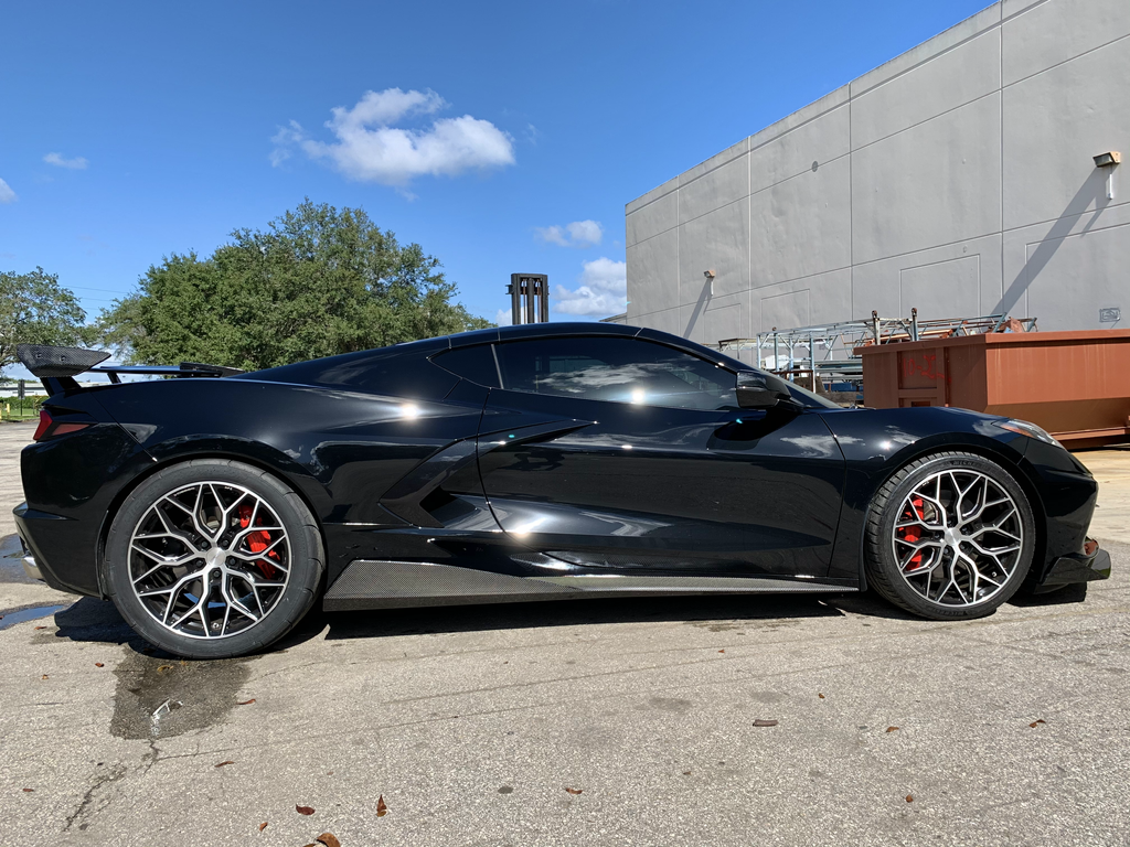 Fabtech 2020+ C8 Corvette Carbon Fiber 5VM/Z51 Aero Kit - Image 10